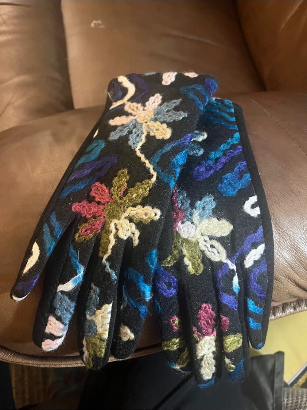 Embroidered Floral Knit Gloves - Black with Multicolor Accents